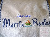 Bavaglino set asilo Mattia - Corredino asilo punto croce